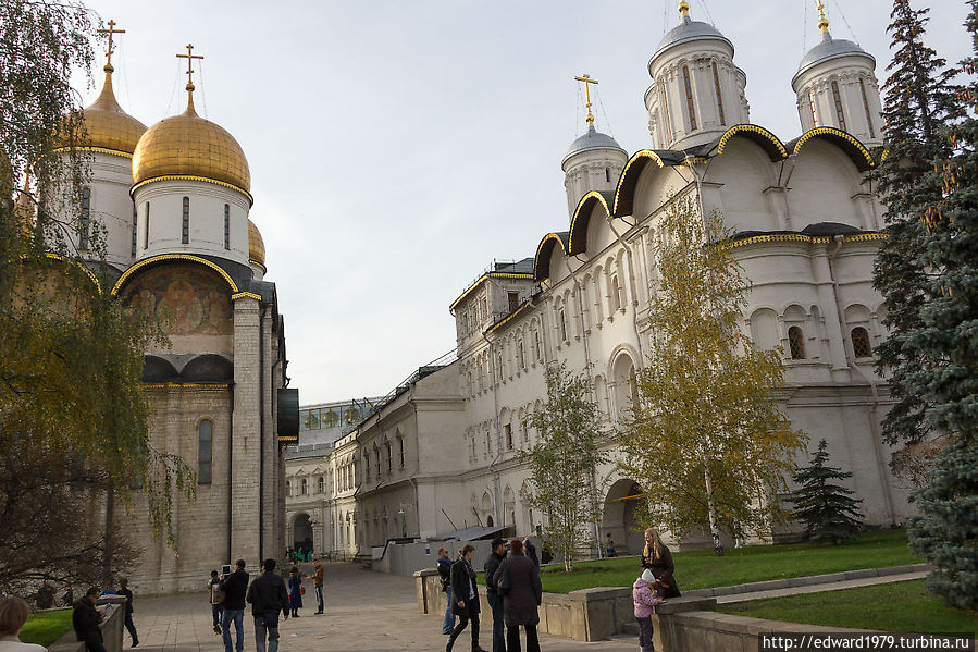 За кремлевской стеной Москва, Россия