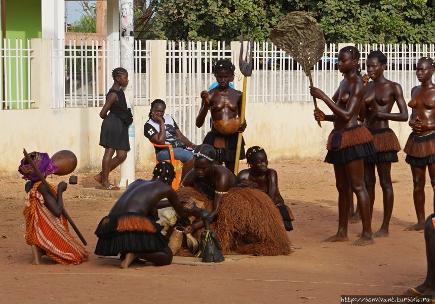 Принесение жертвы Остров Бубак, Гвинея-Бисау