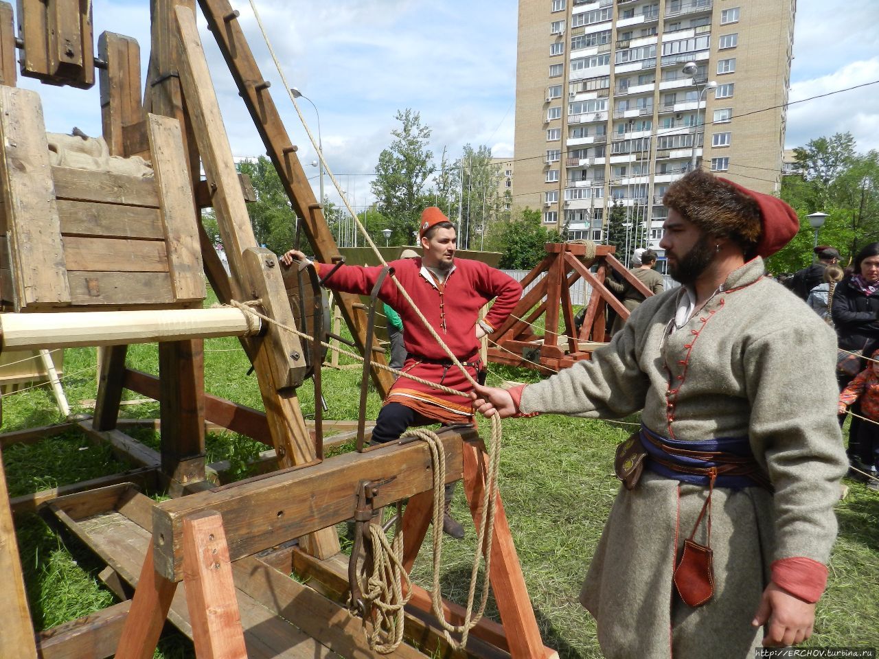 Времена и эпохи. Осадные орудия средневековья Москва, Россия