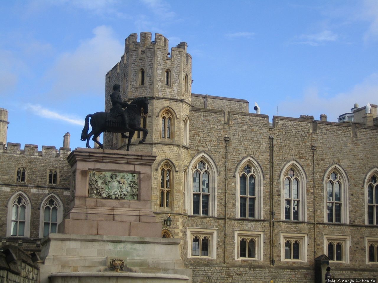 конная статуя короля Чарльза II Виндзор, Великобритания