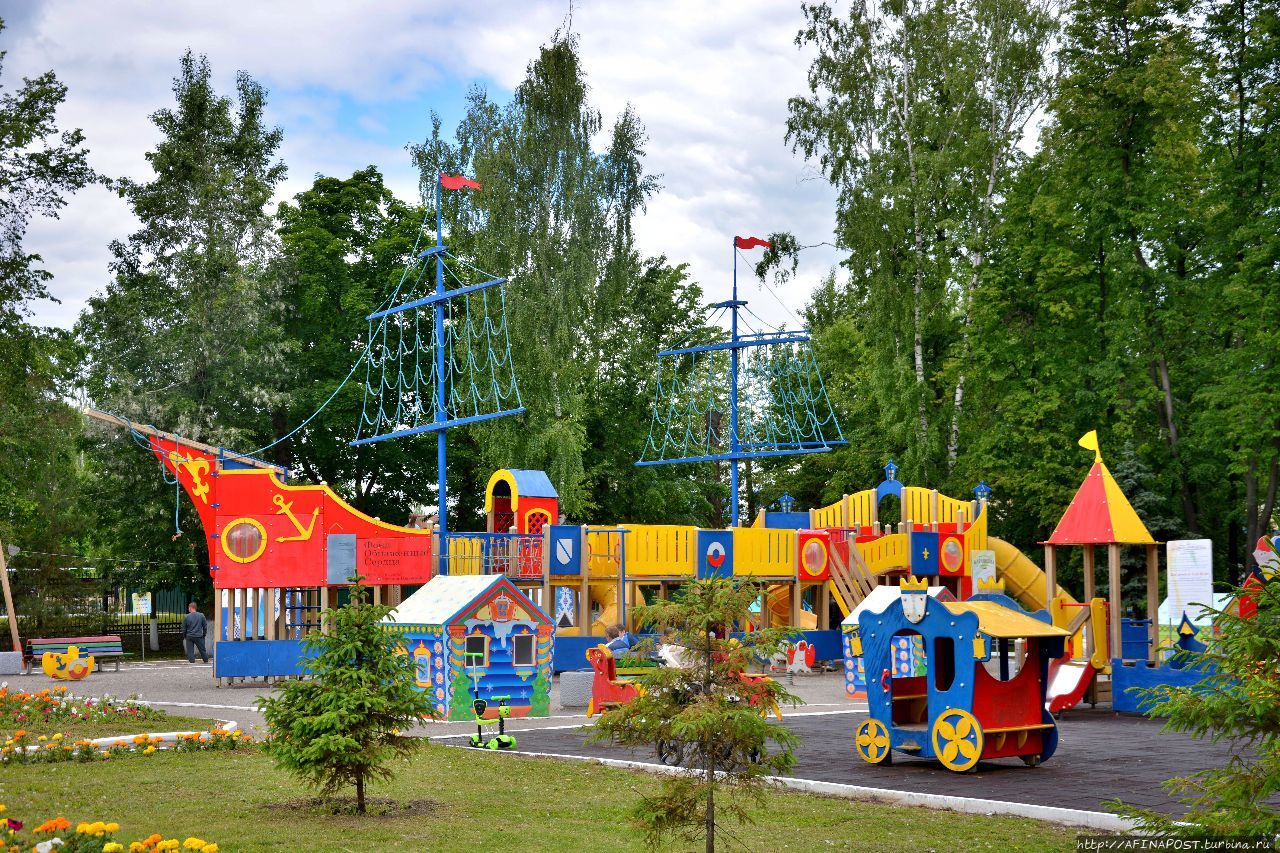Саранск. Уголок живой природы и детских развлечений