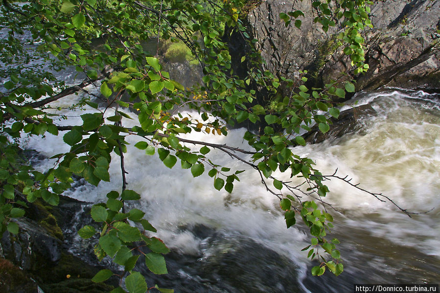 Никельский водопад Никель, Россия