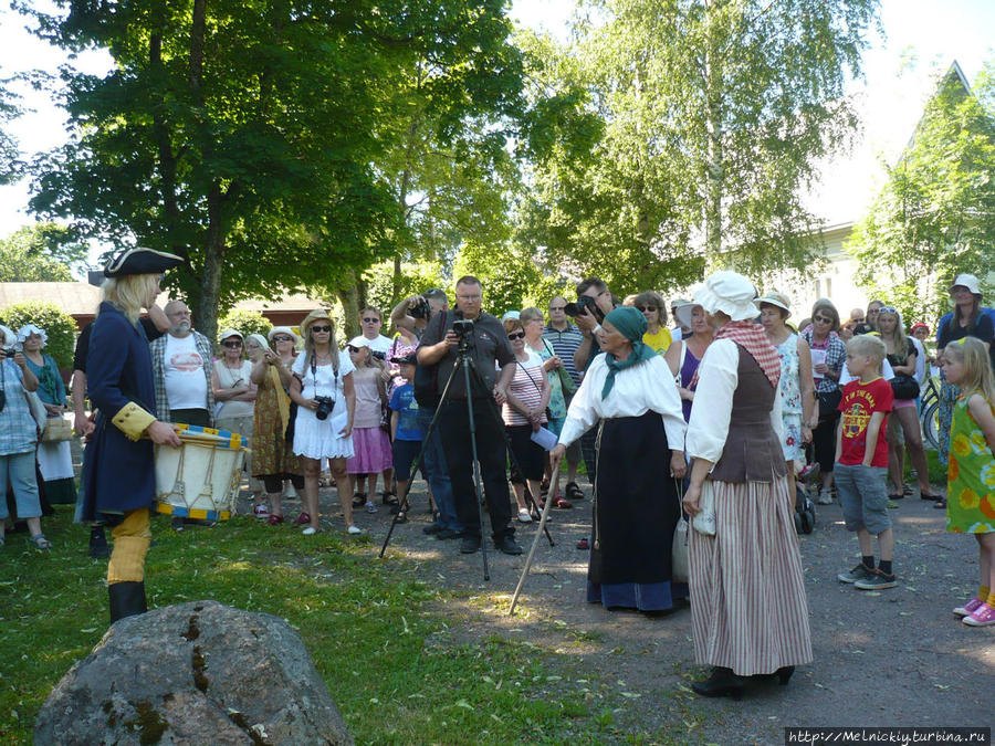 Король прибывает в Ловиису Ловииса, Финляндия