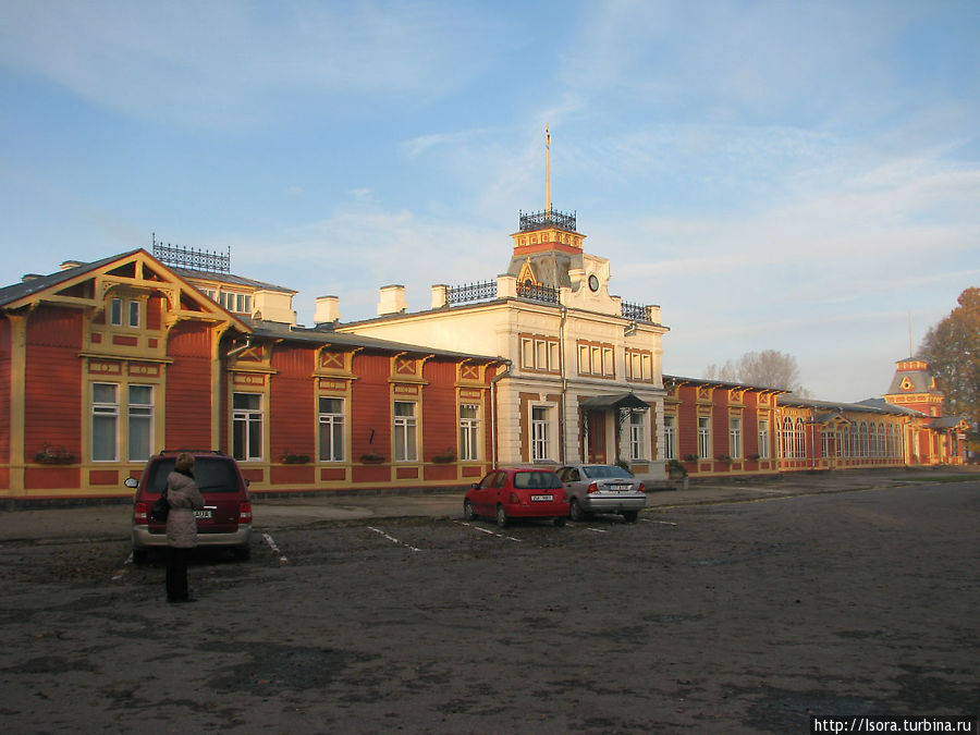 Здание железнодорожного вокзала 1907 года.