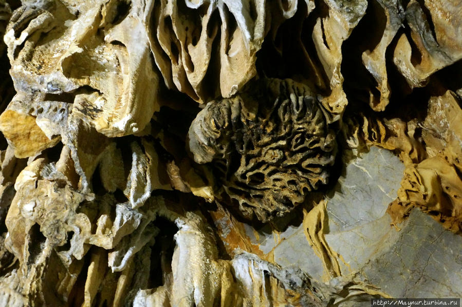 Девичья  пещера Алания, Турция
