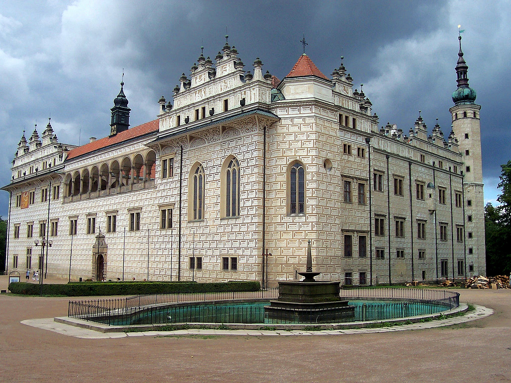 Литомишльский дворец-замок / Litomyšl Castle