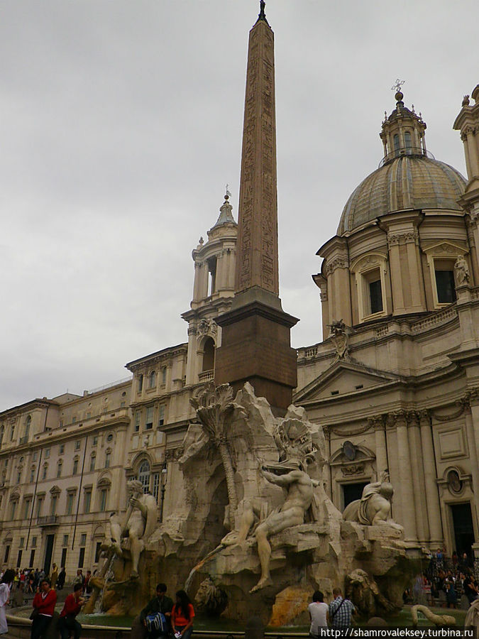 Площадь Навона и её фонтаны Рим, Италия