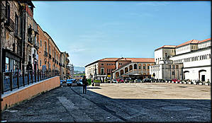 Площадь Орсини возле Кафедрального собора