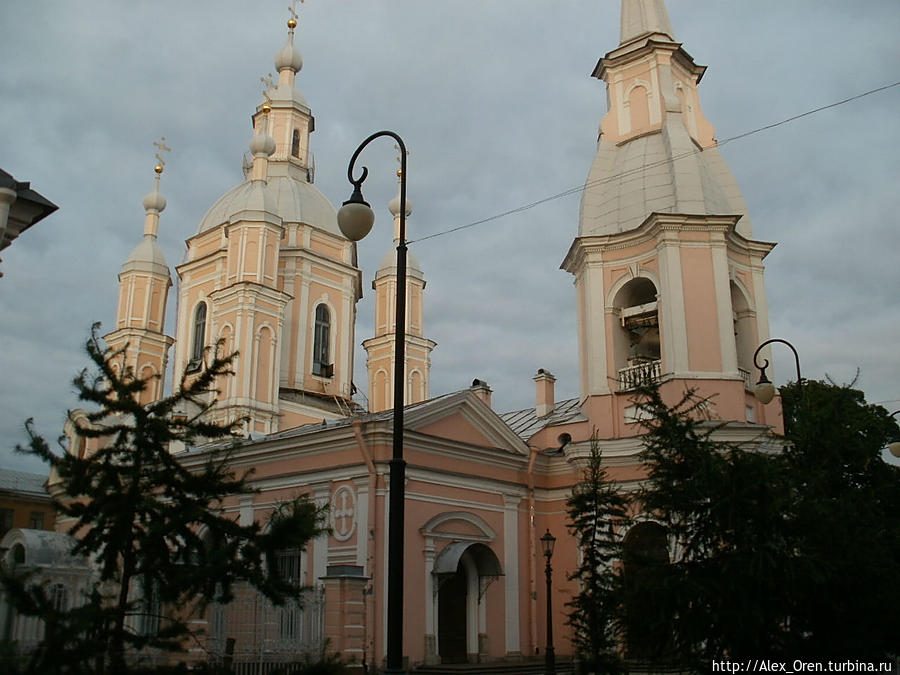Андреевский собор на 6 линии.