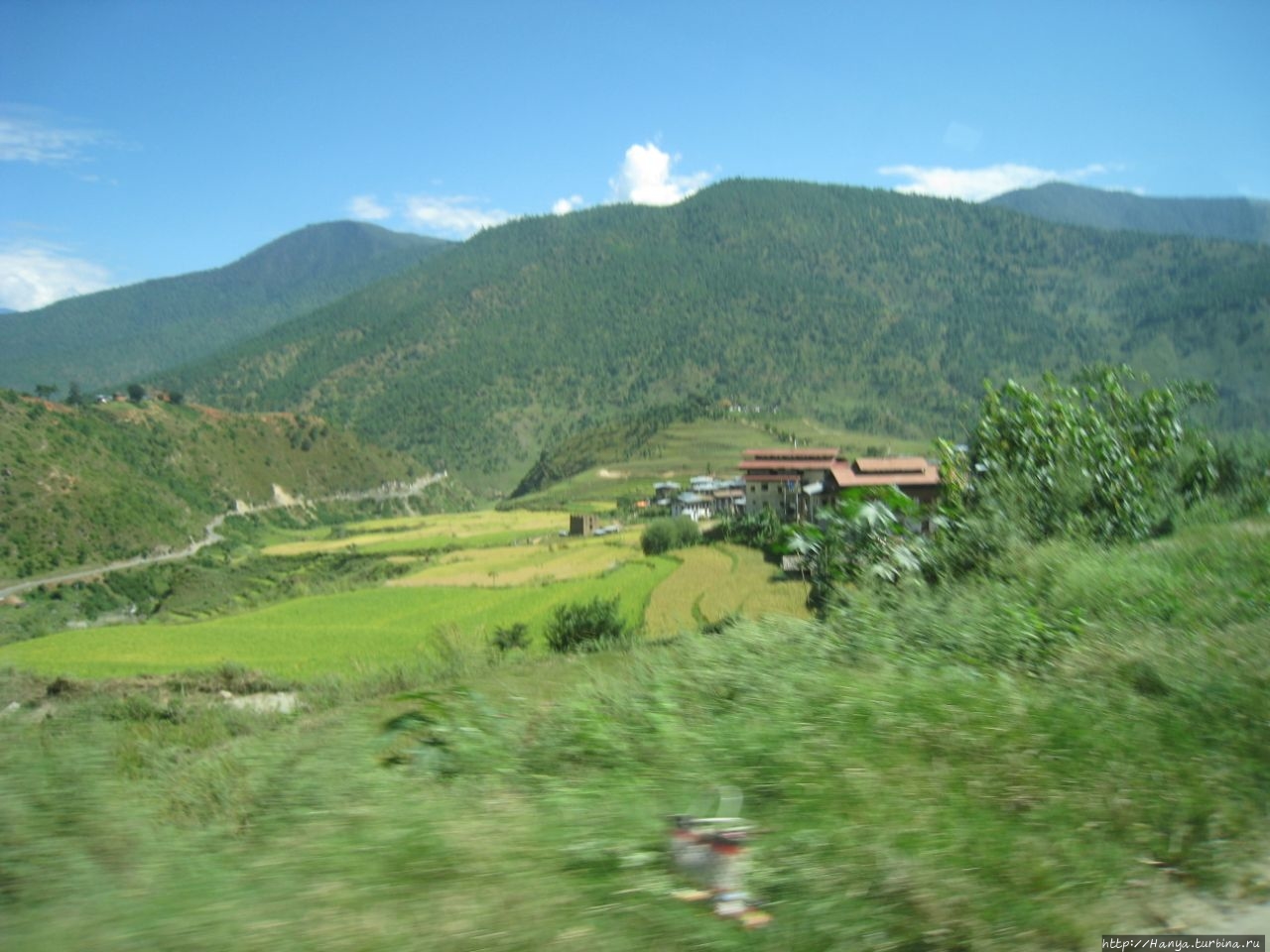 Деревня Sopsokha Пунакха, Бутан