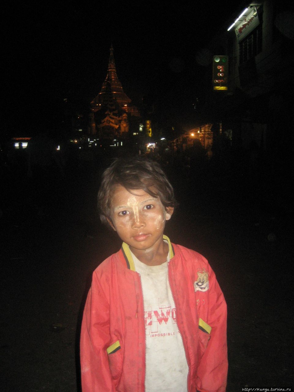 Вечерние улицы Янгуна Янгон, Мьянма