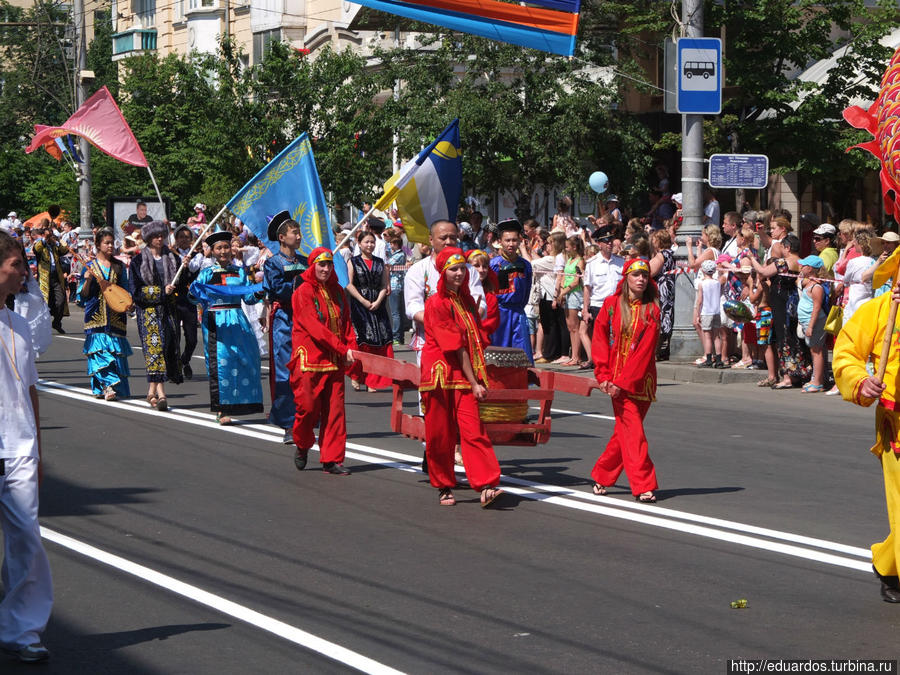 Дарю Вам тысячи улыбок!!! Красноярский карнавал, городу 386 Красноярск, Россия