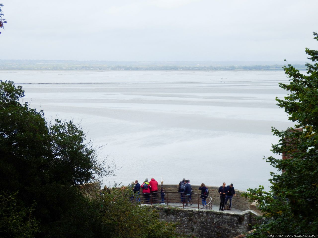 Крепость-герой Мон-Сен-Мишель Мон-Сен-Мишель, Франция Крепость-герой Мон-Сен-Мишель Мон-Сен-Мишель, Франция