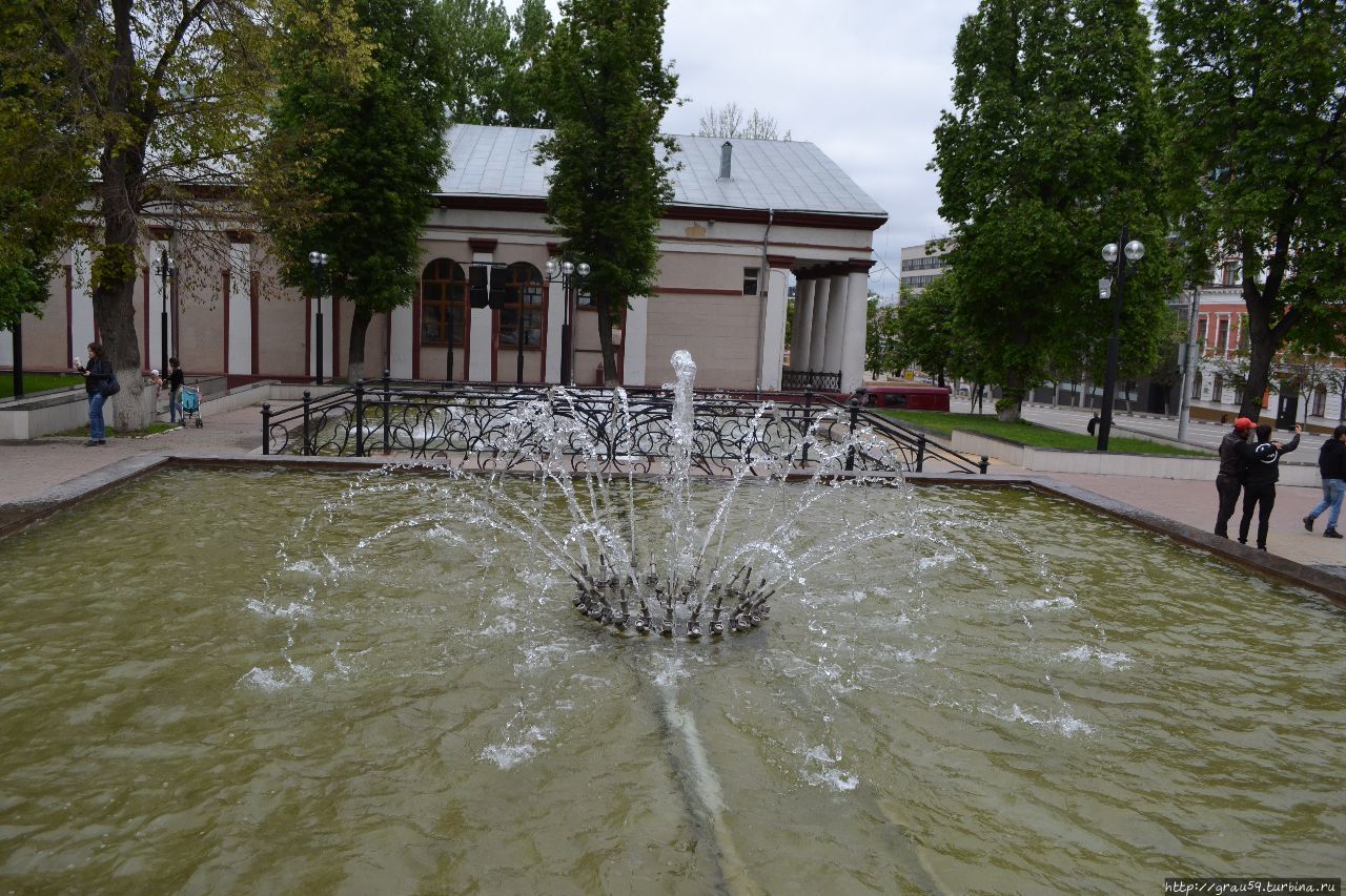 Театральный сквер / Theatre square