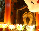 Отпечатки ступней 6-го Далай Ламы в монастыре Пелгье Линг в Катманду
