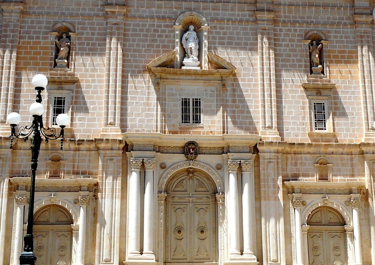 Архитектура города Qormi (Malta) Орми, Мальта