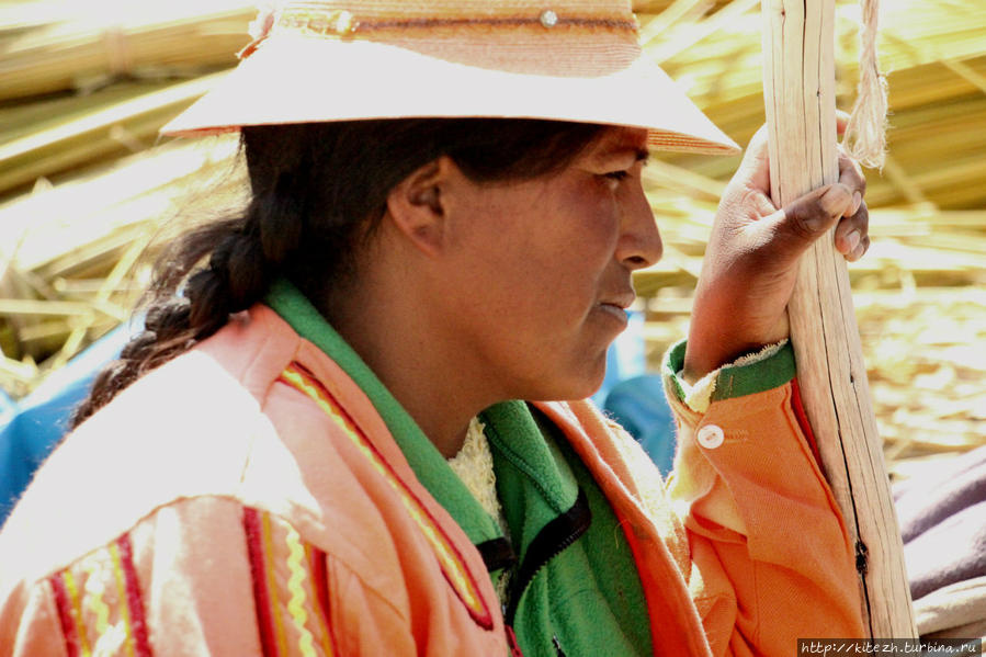 Перу и Боливия: озеро Титикака, племя урос и остров Солнца Копакабана, Боливия