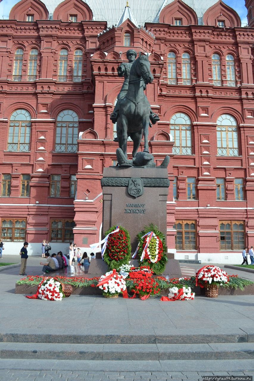 Памятник маршалу Жукову Москва, Россия
