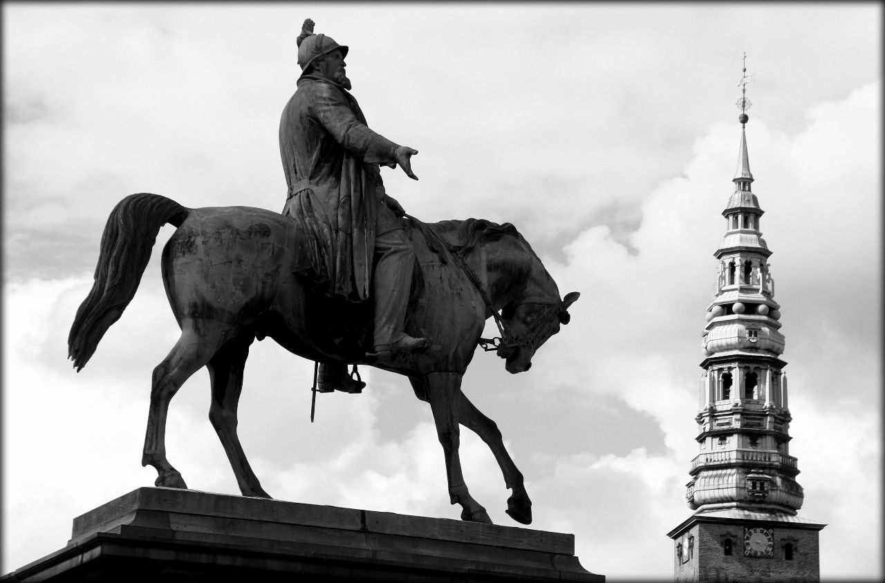 Монохромная прогулка по Копенгагену Копенгаген, Дания