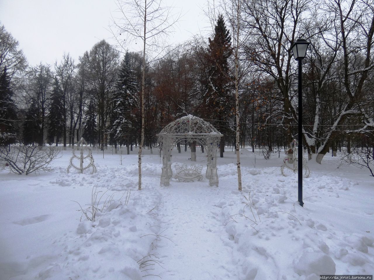 Сквер Жуковский, Россия