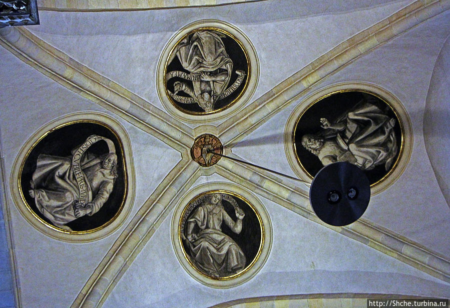 потолок базилики Лорето, Италия