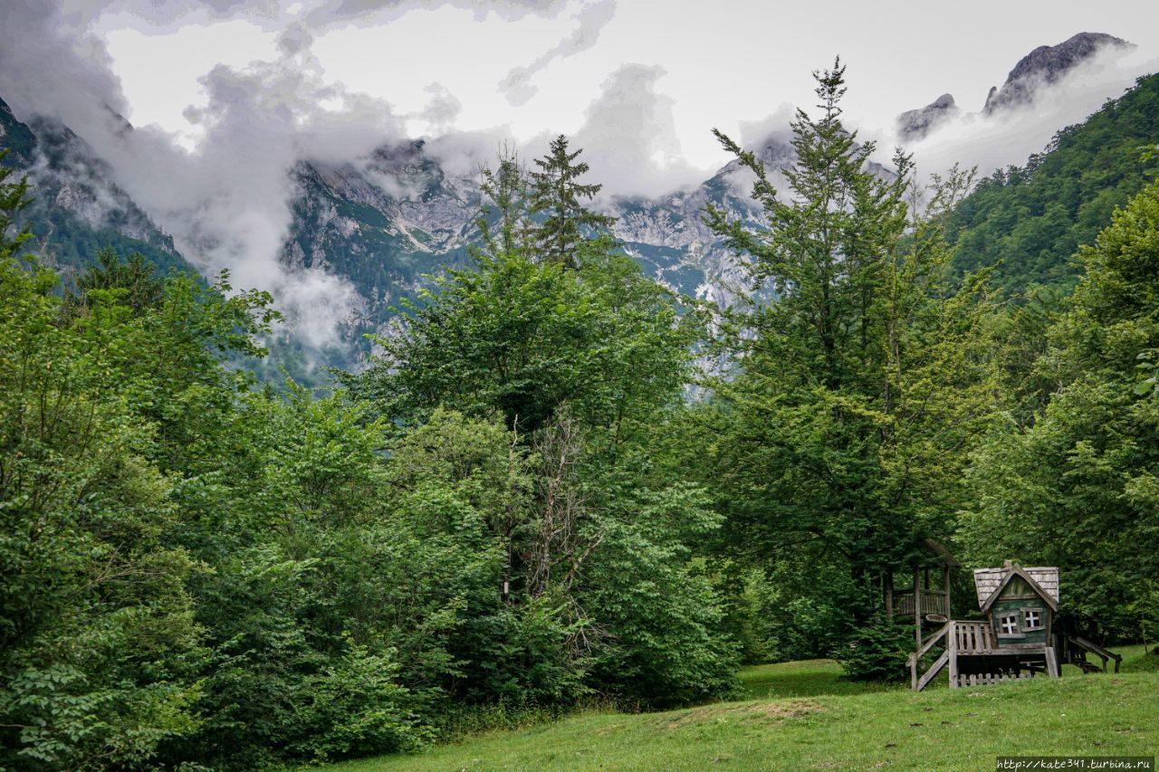 Словения. Пасмурная Велика Планина и Камник Камник, Словения