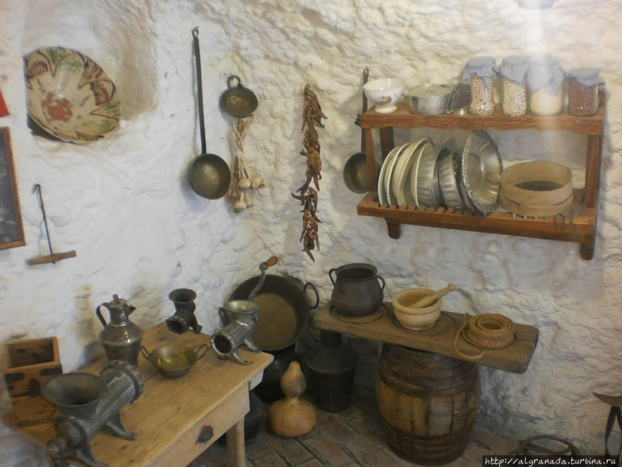 Музей Пещеры Сакромонте Гранада, Испания