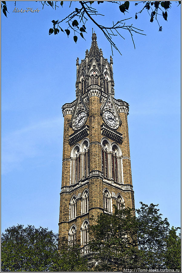 Монументальность, свойственная английской архитектуре, стала визитной карточкой самого большого города Индии...
* Мумбаи, Индия