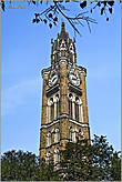 Монументальность, свойственная английской архитектуре, стала визитной карточкой самого большого города Индии...
*