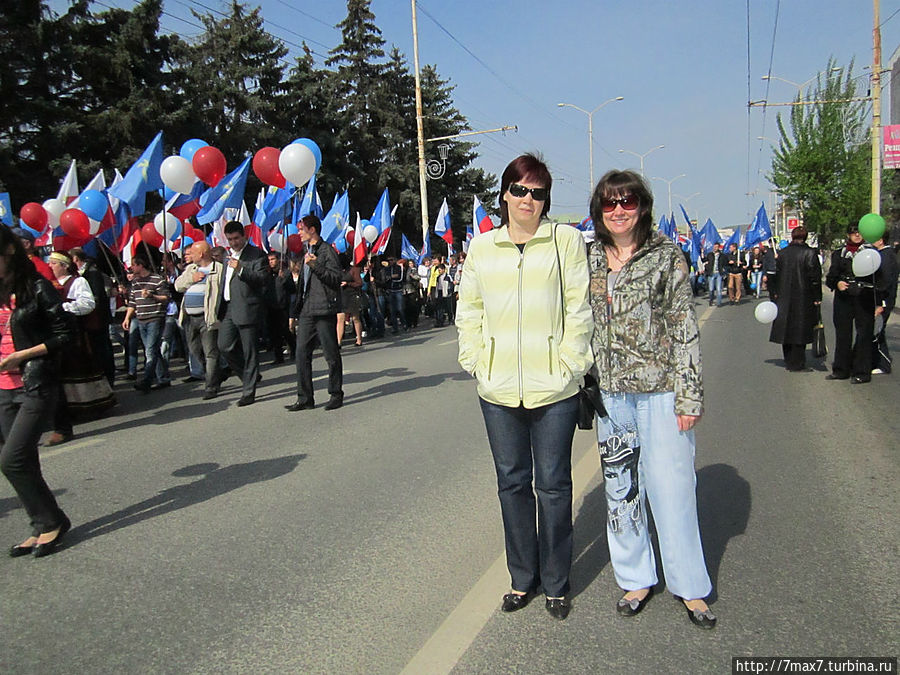 На первомайской демонстрации Саратов, Россия