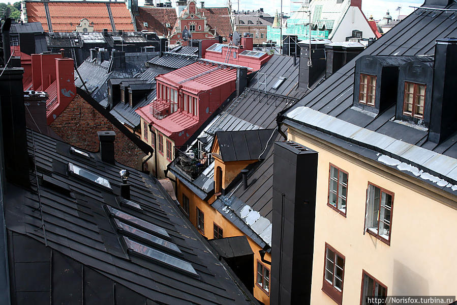 Крыша где жил карлсон. Крыша Карлсона в Стокгольме. Домик Карлсона в Стокгольме. Стокгольм Швеция Карлсон. Дом Карлсона в Стокгольме на крыше.