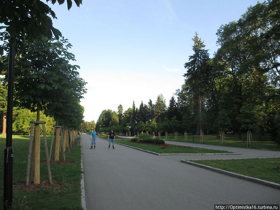 Вечерняя прогулка по паркам Оломоуца Оломоуц, Чехия