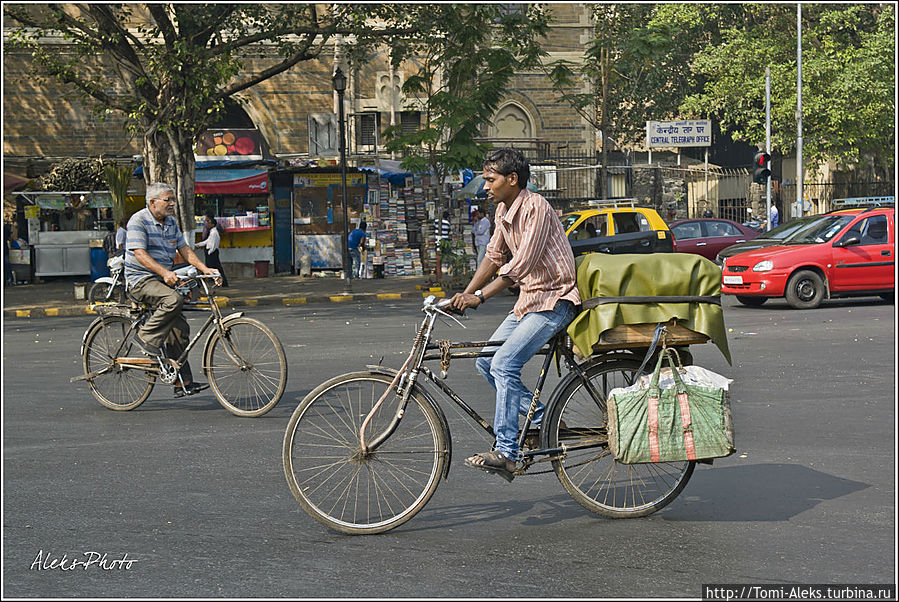 Велосипед — лучшее средство от пробок...
* Мумбаи, Индия