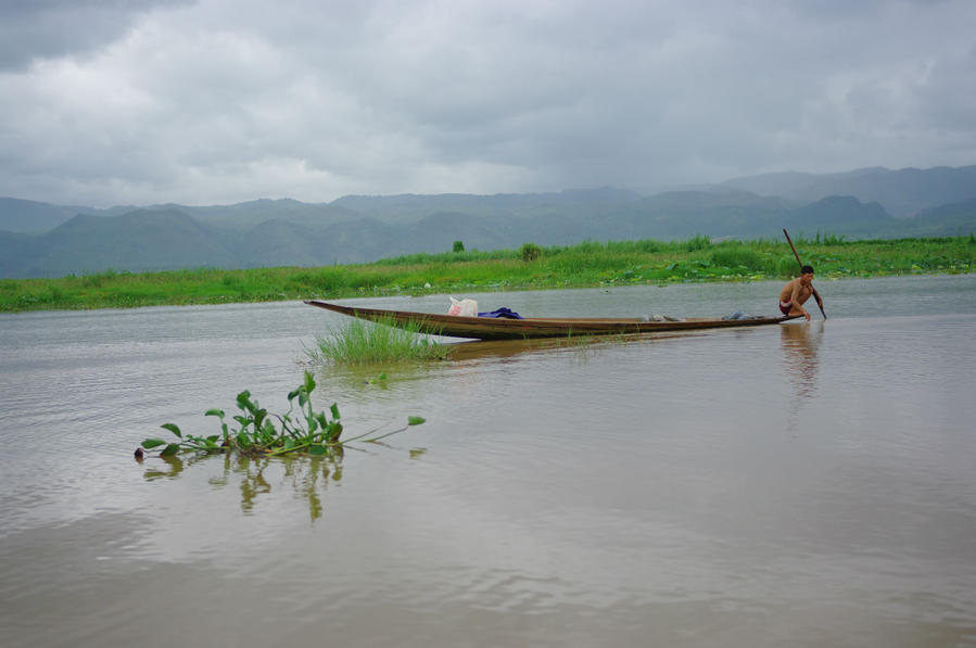Озеро Инле. Притон наркоторговцев и людоедов Озеро Инле, Мьянма