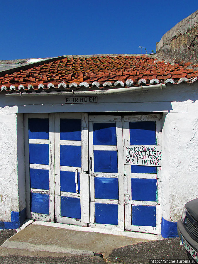 Исторический центр  Мафры — почти средневековье в начале 21в Мафра, Португалия