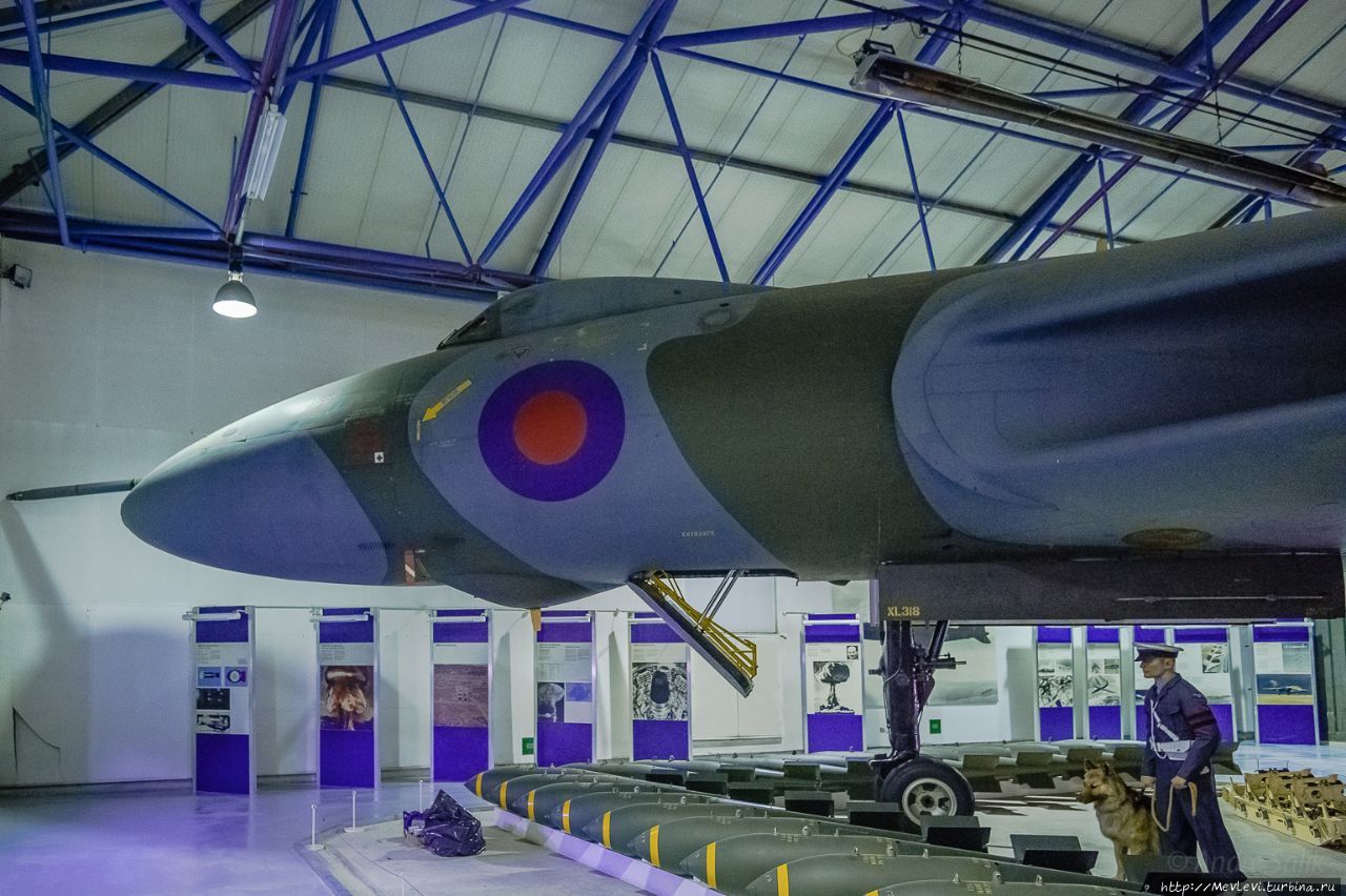 Зал бомбардировщиков (The Bomber Hall). Royal Air Force Muse Лондон, Великобритания