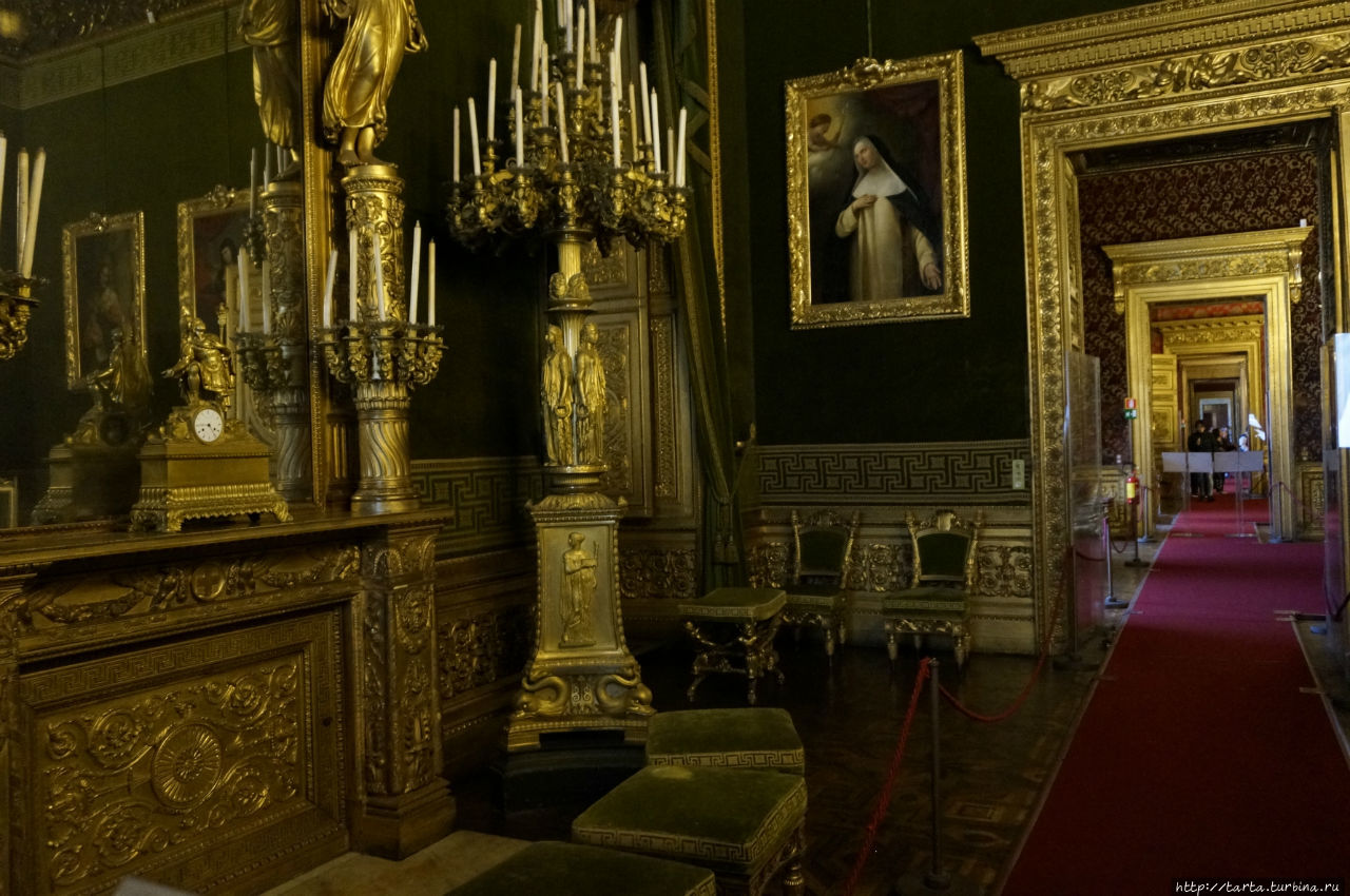Из зала в зал по Королевскому дворцу Турин, Италия